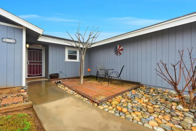 $395,000 | 813 West Willow Street, Exeter, CA 93221