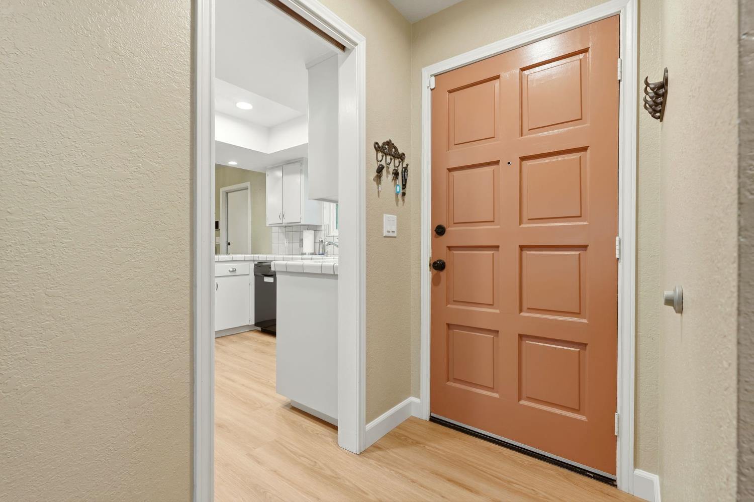 813 West Willow Street Exeter, CA 93221 - Photo 7 of 42