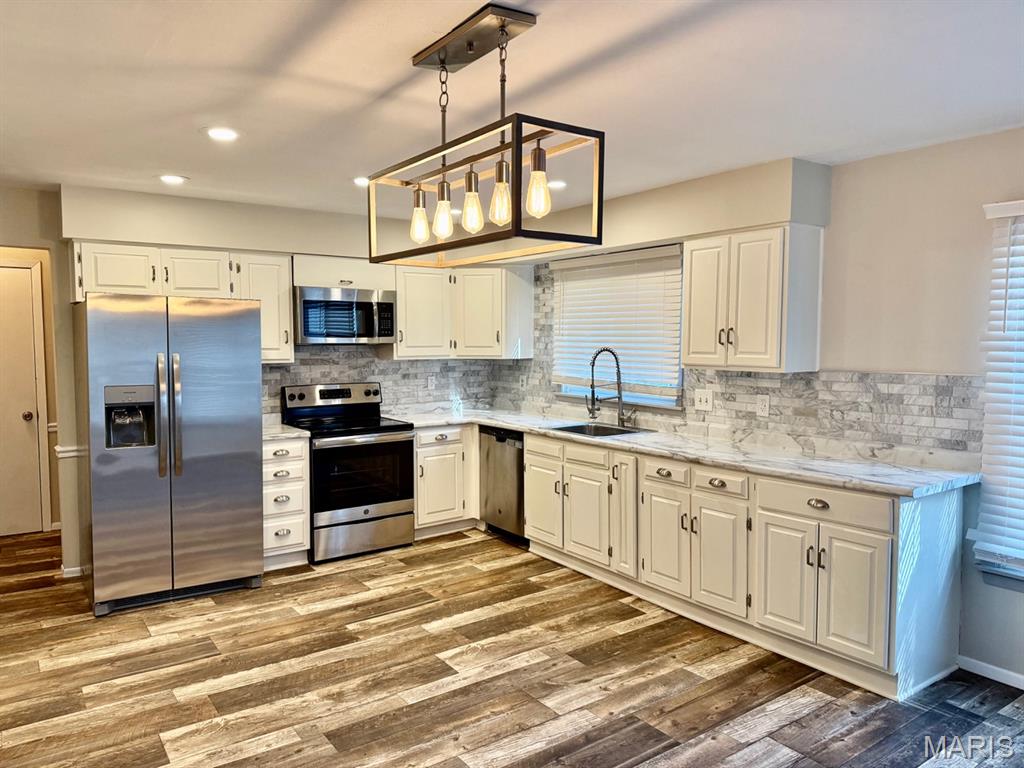 17549 Wild Horse Creek Road Chesterfield, MO 63005 - Photo 2 of 18