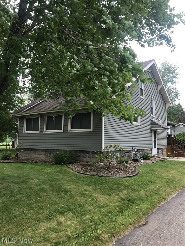 4724 Parkman Road Northwest Warren, OH 44481 - Photo 2 of 35 Gallery Image 2