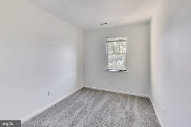 $315,700 | 11406 Locustdale Terrace, Unit 370, Germantown, MD 20876