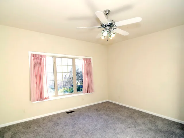 $595,000 | 100 Walden Pond Boulevard, Monticello, IL 61856