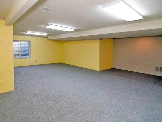 $595,000 | 100 Walden Pond Boulevard, Monticello, IL 61856