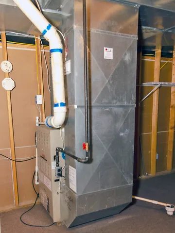 $595,000 | 100 Walden Pond Boulevard, Monticello, IL 61856