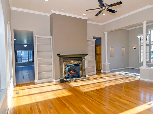 $595,000 | 100 Walden Pond Boulevard, Monticello, IL 61856