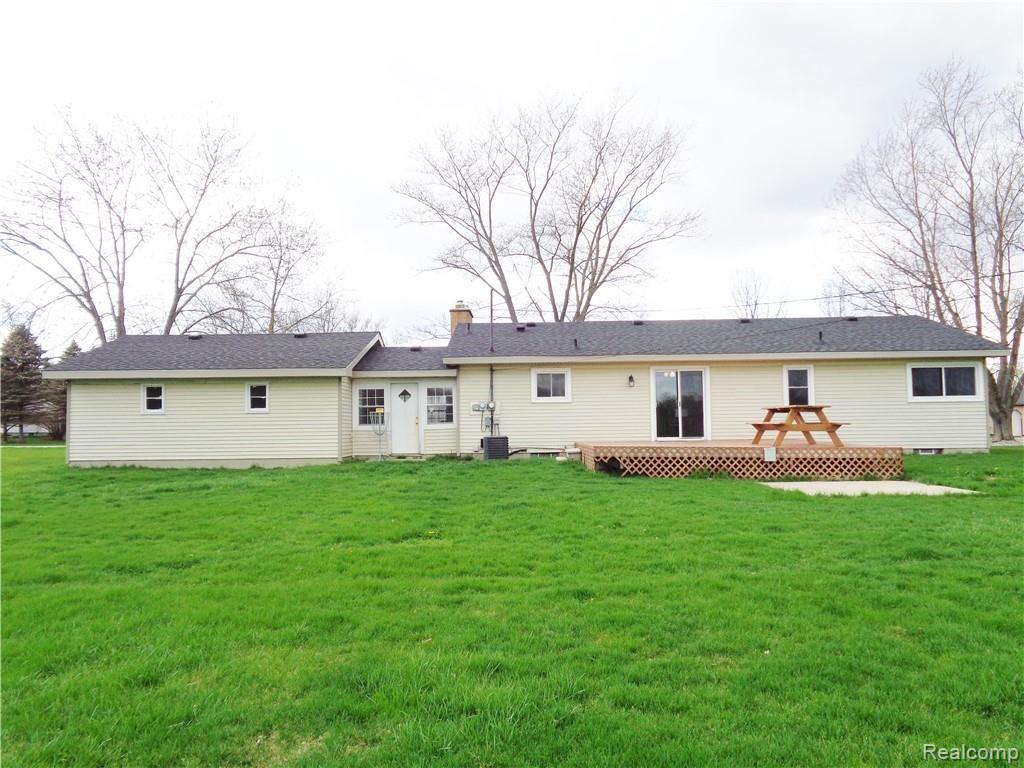 2270 Byron Road Howell, MI 48855 - Photo 34 of 36 DSC00049.JPG