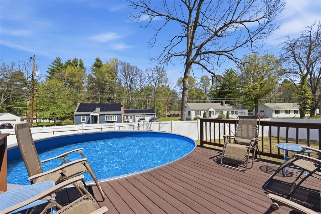 33 Winding Lane Springfield, MA 01118 - Photo 32 of 42