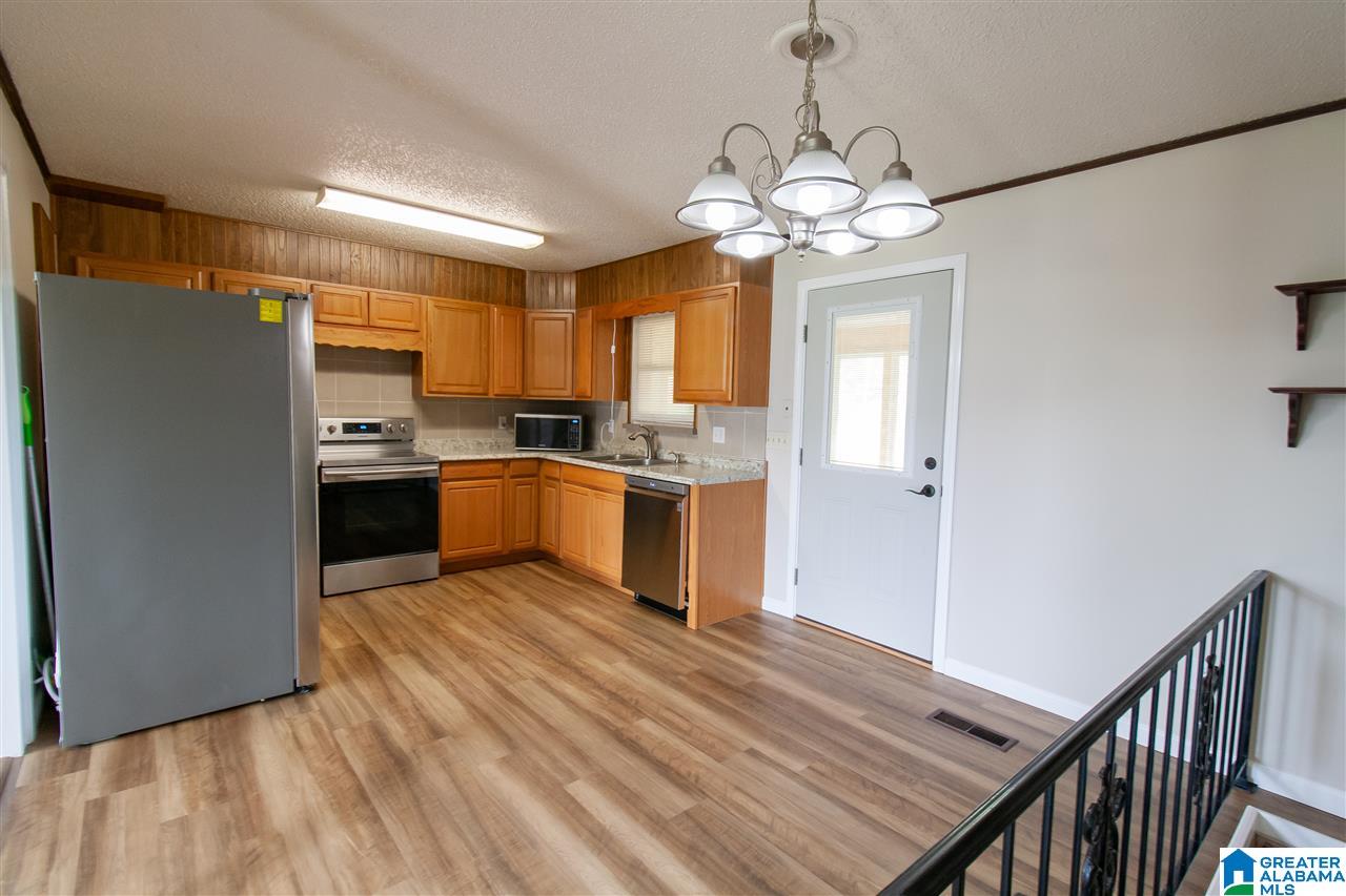 7553 15th Street Road Bessemer, AL 35023 - Photo 8 of 41