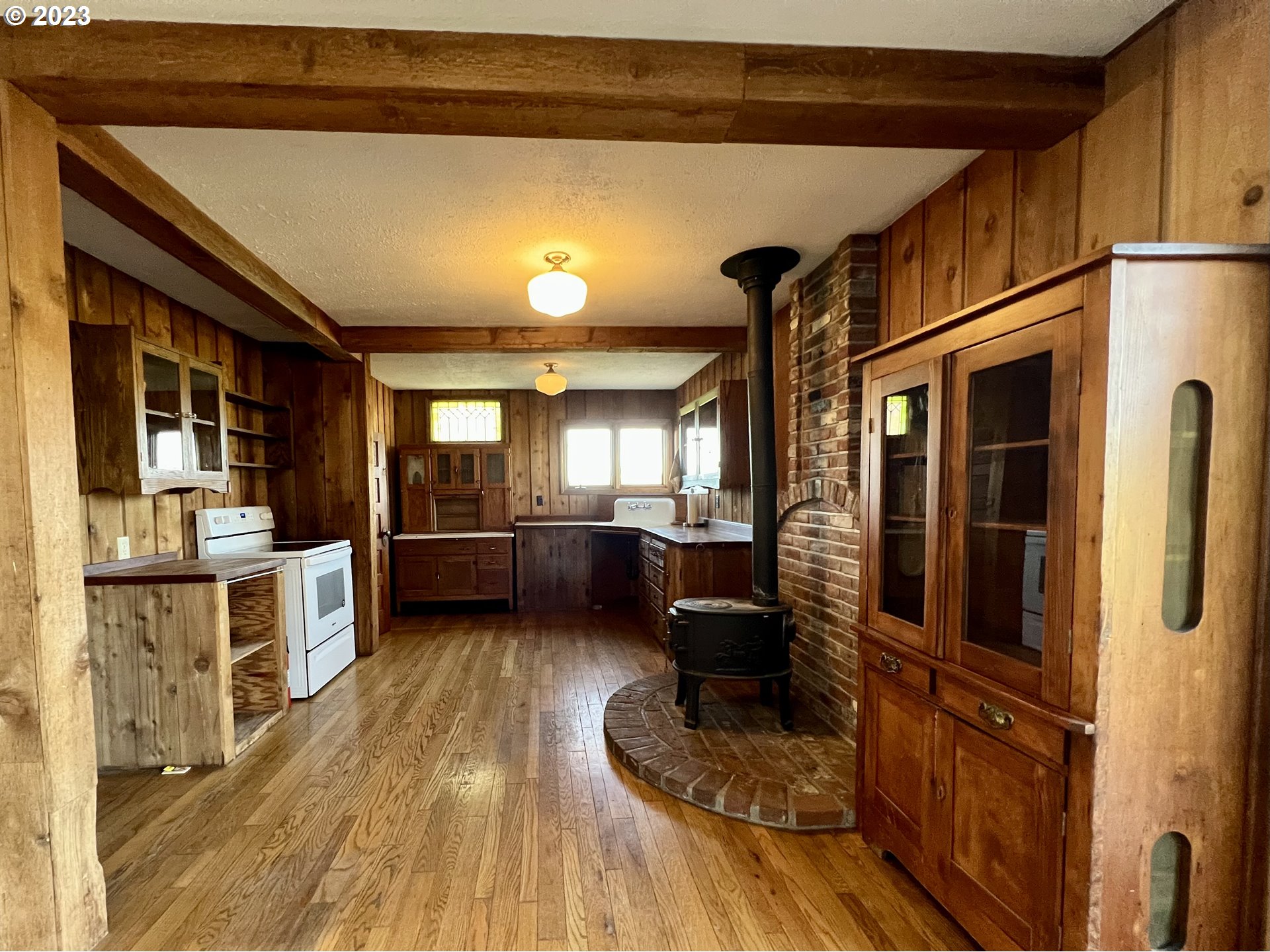 14515 Corvallis Road Monmouth, OR 97361 - Photo 17 of 31 Gallery Image 17