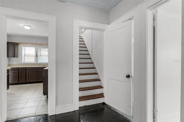 $265,000 | 25 East Pinecrest Avenue, Eustis, FL 32726