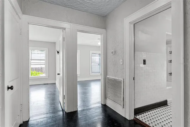 $265,000 | 25 East Pinecrest Avenue, Eustis, FL 32726