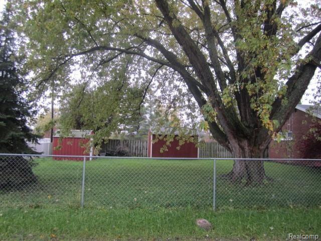 7276 Kilkare Road Lexington, MI 48450 - Photo 15 of 27