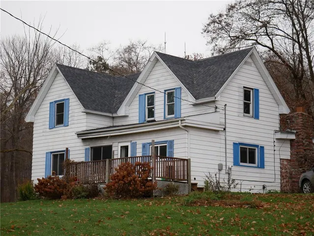 $244,000 | 82 12th Street, Ridgeland, WI 54763