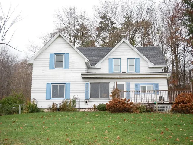 $244,000 | 82 12th Street, Ridgeland, WI 54763