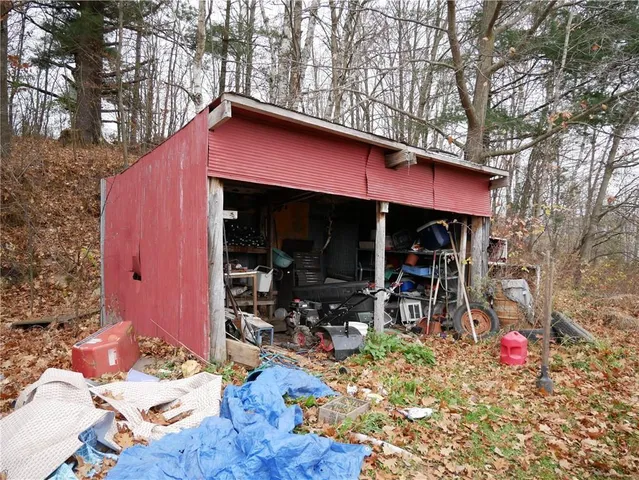 $244,000 | 82 12th Street, Ridgeland, WI 54763