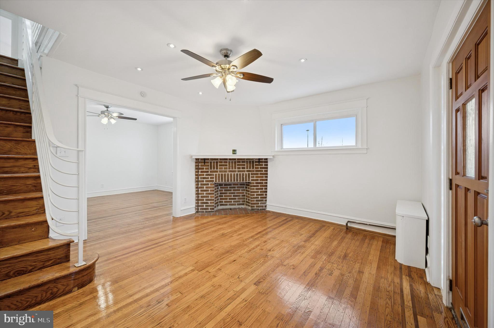 5648 North Warnock Street Philadelphia, PA 19141 - Photo 2 of 25