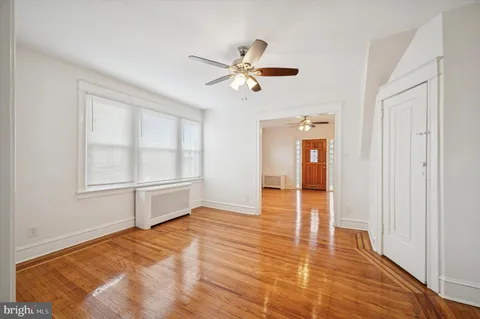 $195,000 | 5648 North Warnock Street, Philadelphia, PA 19141