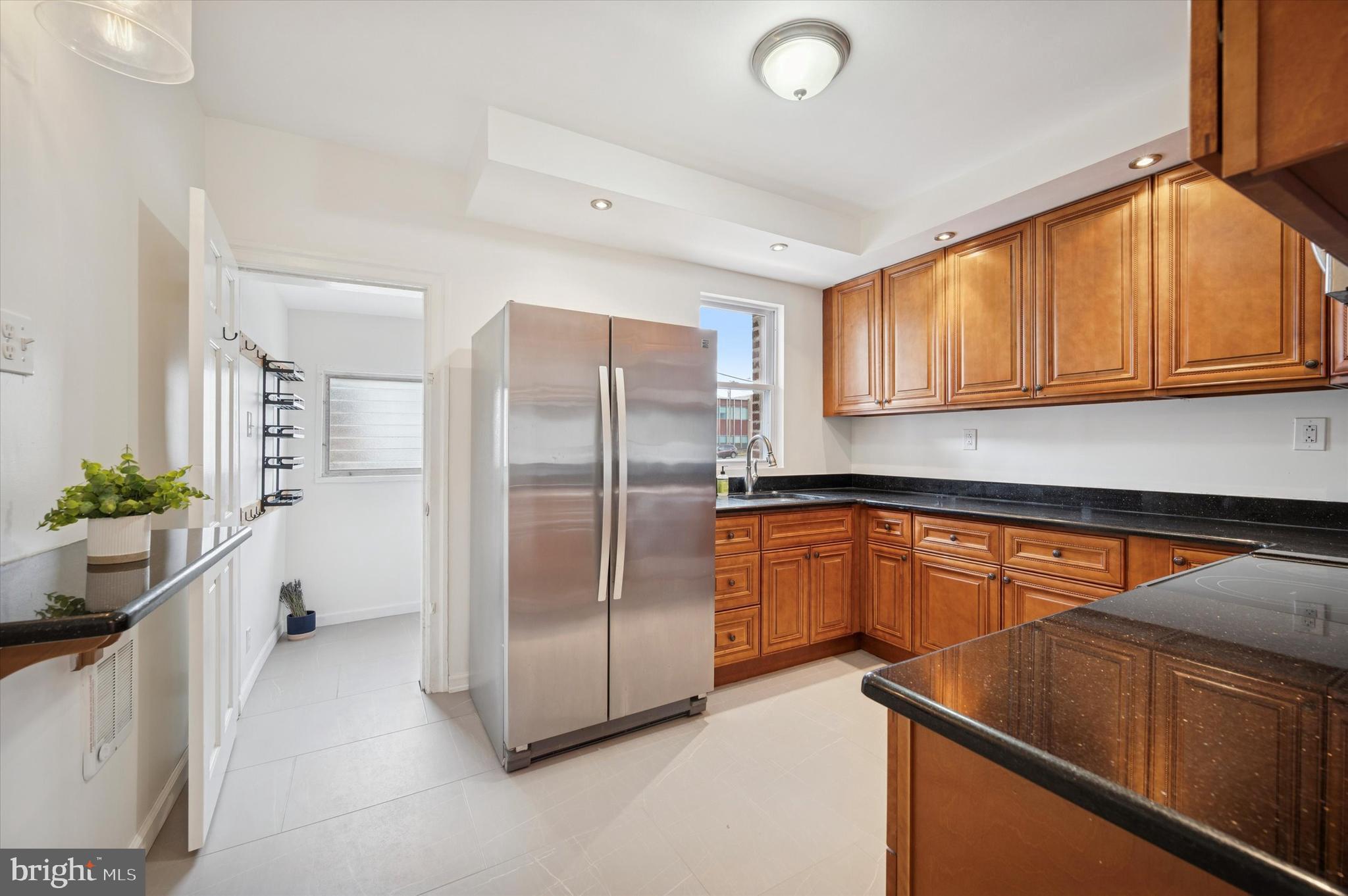 5648 North Warnock Street Philadelphia, PA 19141 - Photo 7 of 25