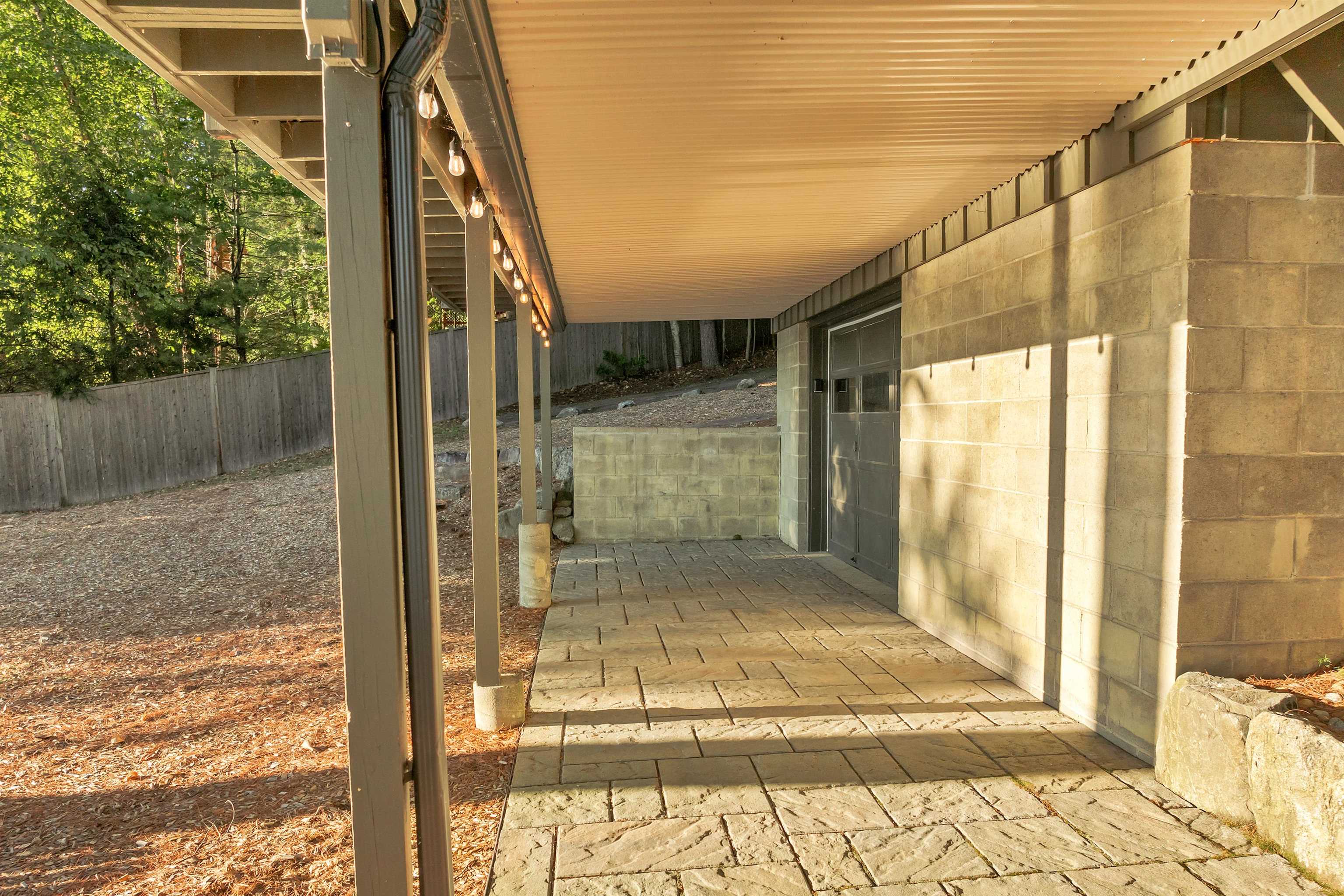 87 Timberlane P Wolfeboro, NH 03894 - Photo 18 of 38