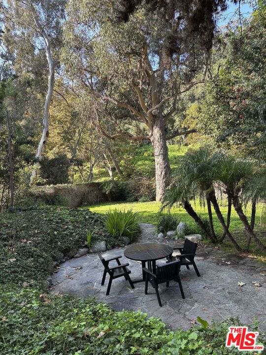 643 Hightree Road Santa Monica, CA 90402 - Photo 25 of 25 a view of a bench in a garden