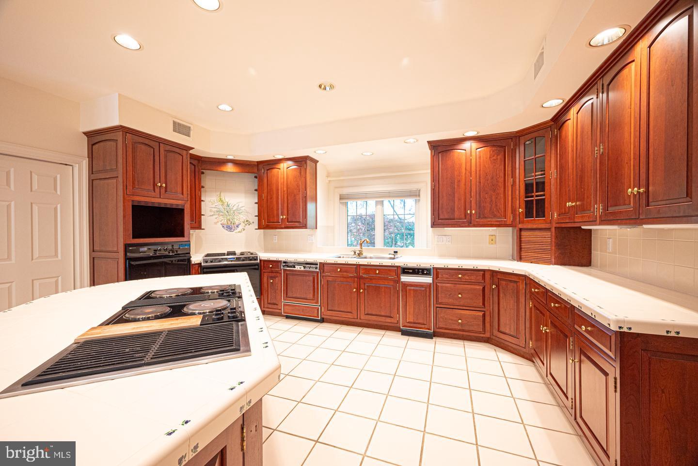 324 Boot Road Malvern, PA 19355 - Photo 15 of 71