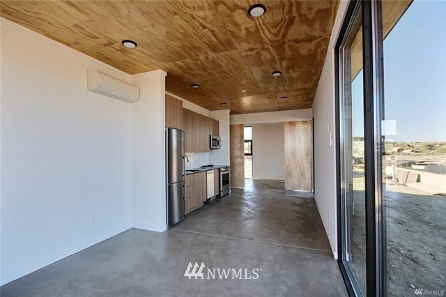 23672 Northwest Cliffe Pointe Road, Unit 9A Quincy, WA 98848 - Photo 3 of 15 Gallery Image 3