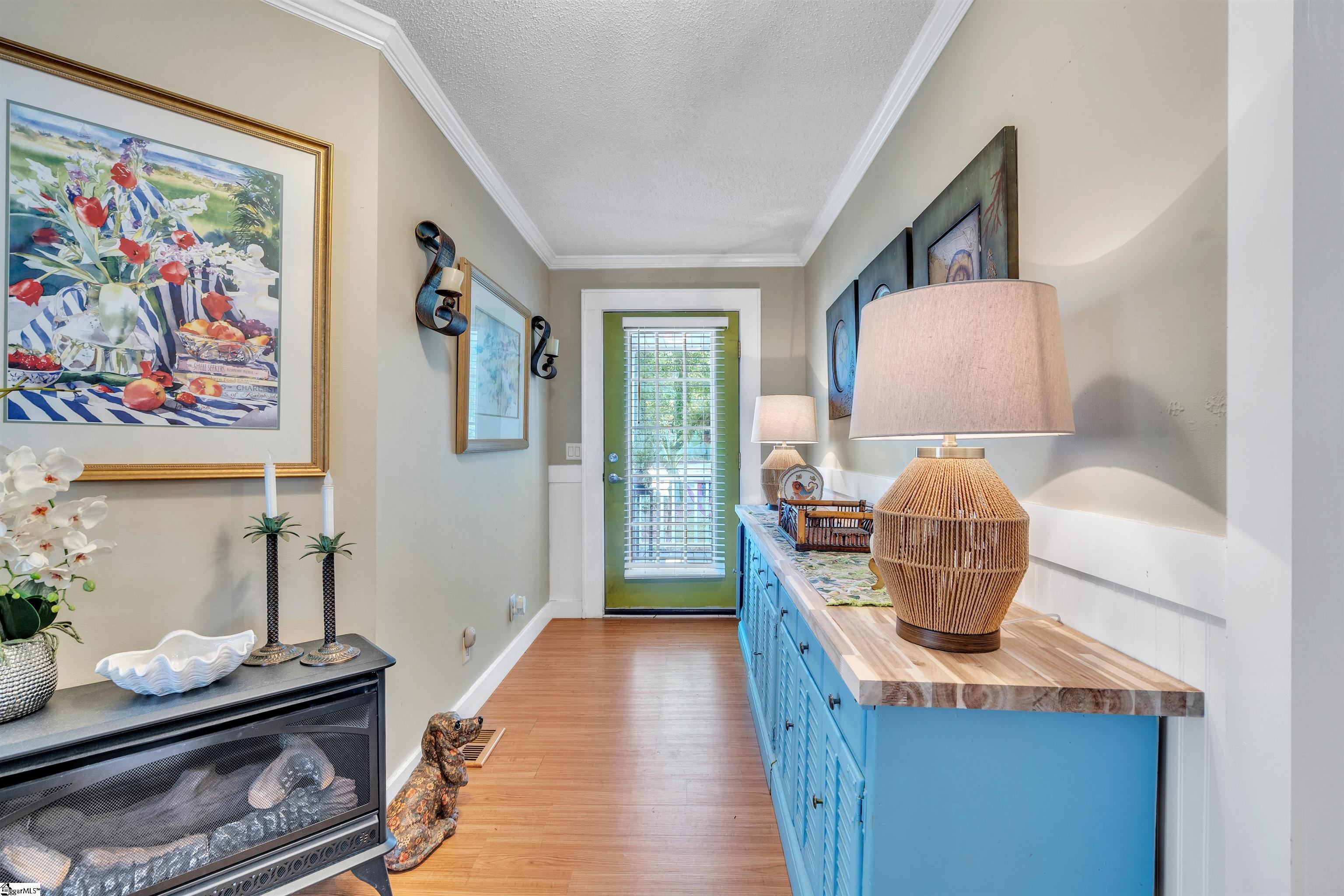 552 South Buckhorn Road Greenville, SC 29609 - Photo 5 of 32