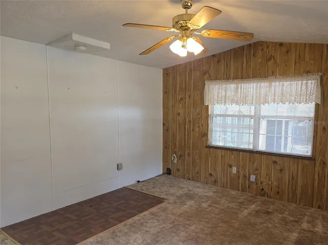 $129,900 | 24089 Northeast 152nd Lane, Salt Springs, FL 32134