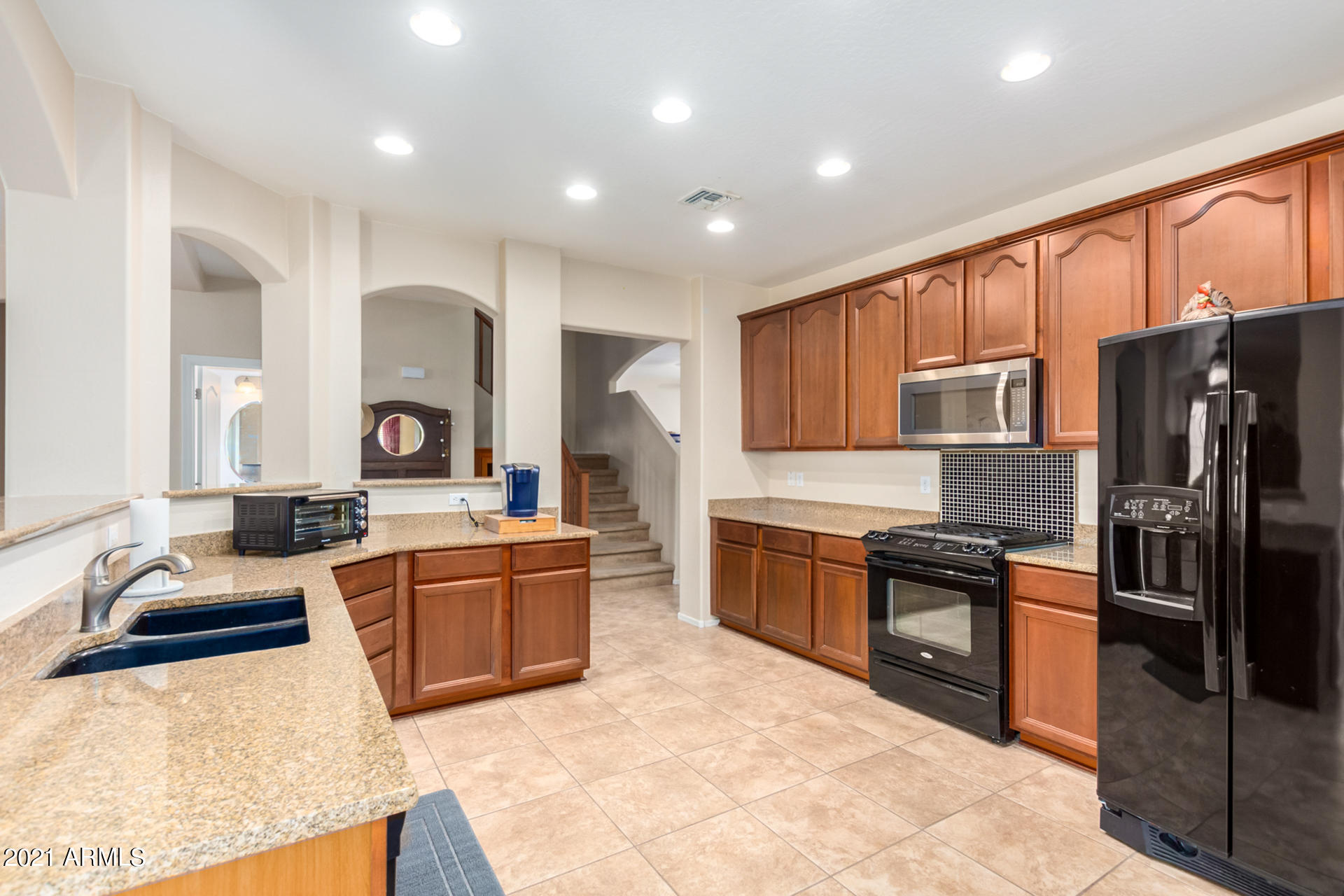 17344 West Red Bird Road Surprise, AZ 85387 - Photo 18 of 43 Kitchen