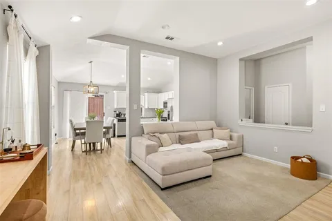 $375,000 | 9101 Norwich Drive, McKinney, TX 75071