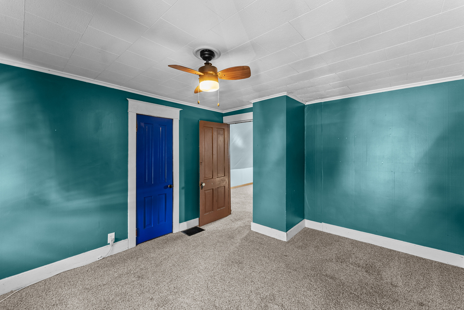 240 45th Street Moline, IL 61265 - Photo 22 of 34