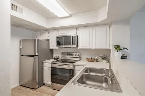 $125,000 | 3404 Country Club Drive West, Unit 162, Irving, TX 75038