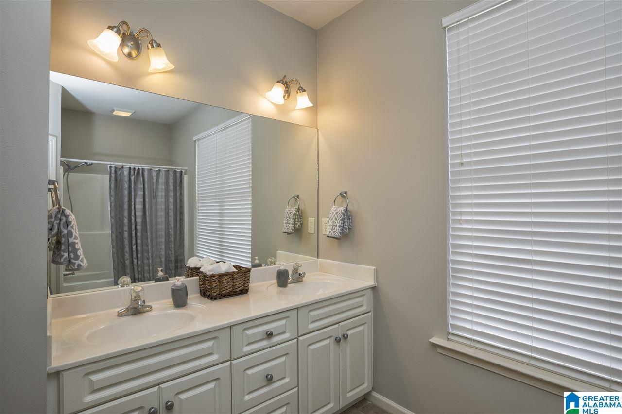 1073 Savannah Lane Calera, AL 35040 - Photo 36 of 49