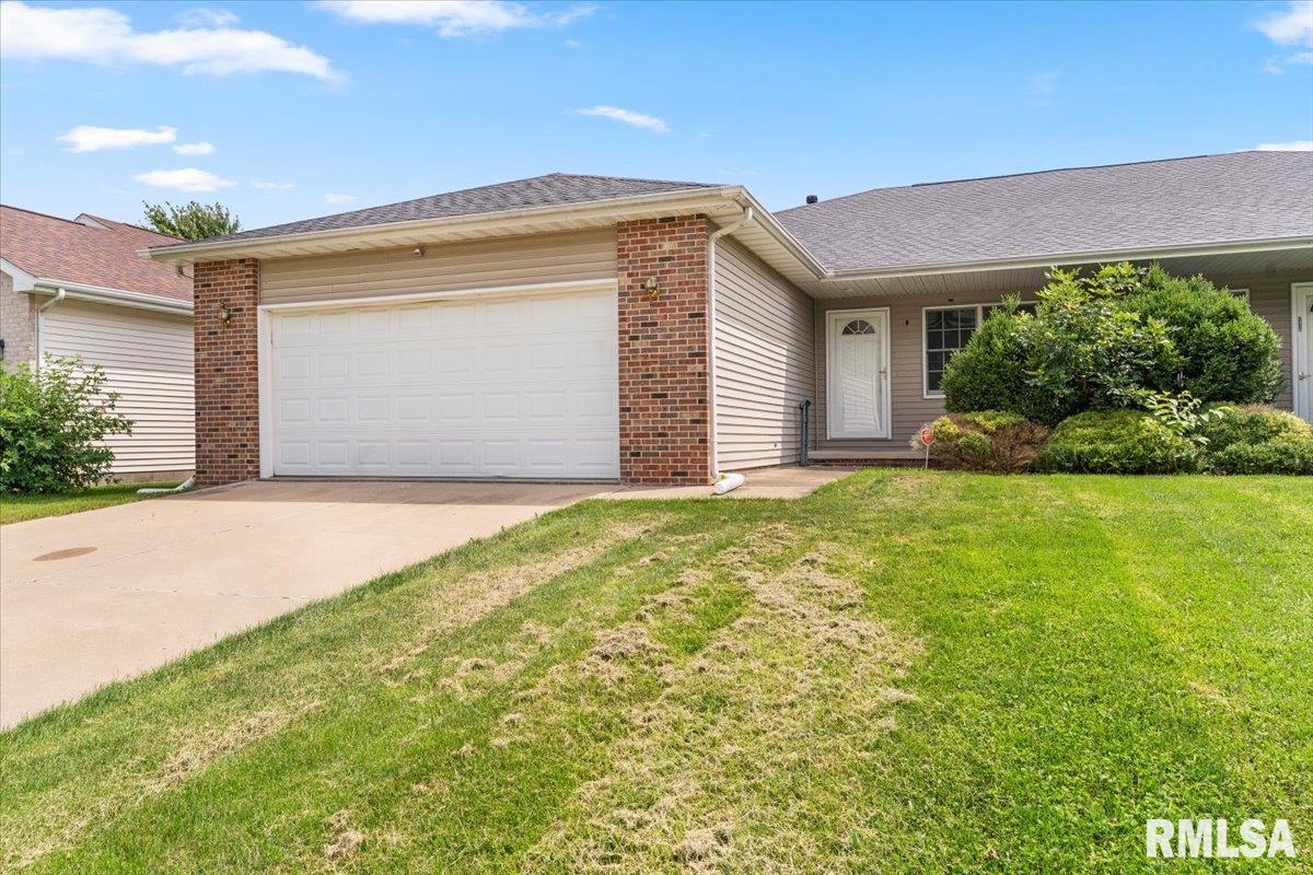 2418 Neil Road Springfield, IL 62702 - Photo 1 of 32
