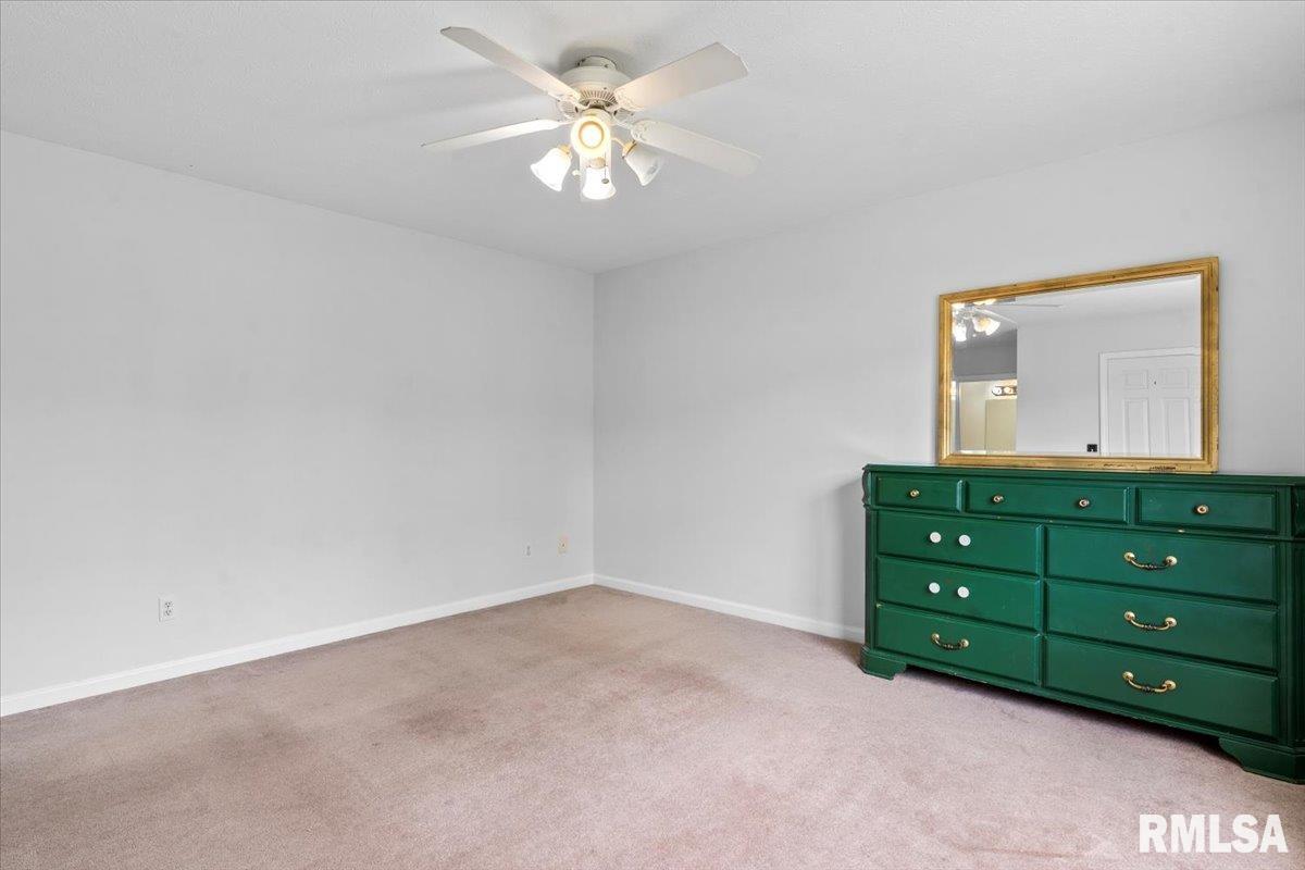 2418 Neil Road Springfield, IL 62702 - Photo 18 of 32