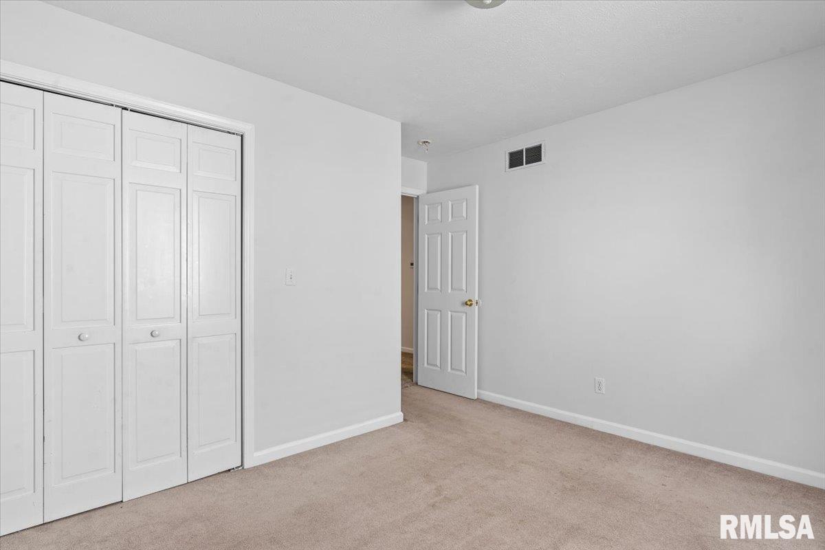 2418 Neil Road Springfield, IL 62702 - Photo 22 of 32