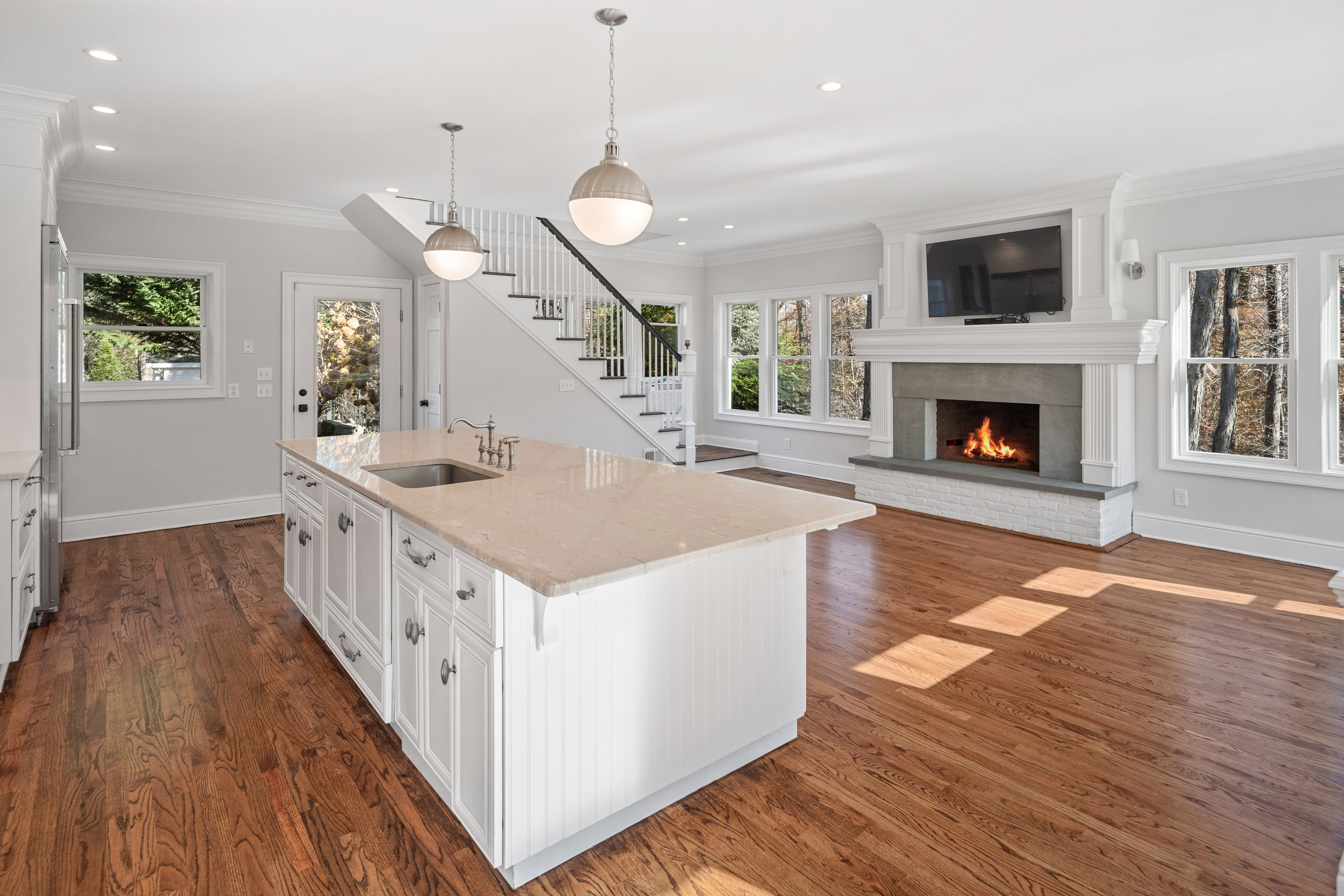 10 Woodhill Road Wilton, CT 06897 - Photo 17 of 40