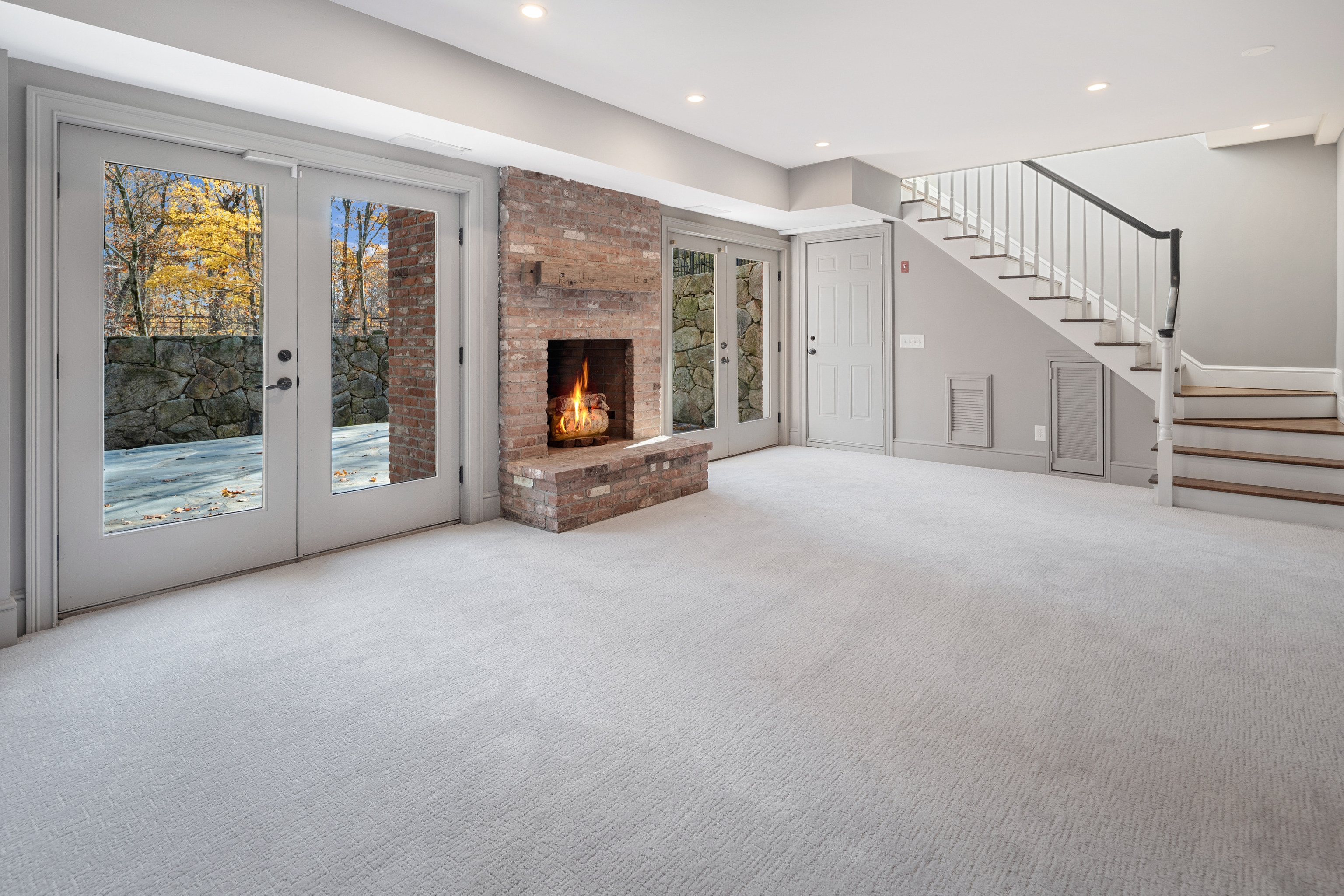 10 Woodhill Road Wilton, CT 06897 - Photo 19 of 40