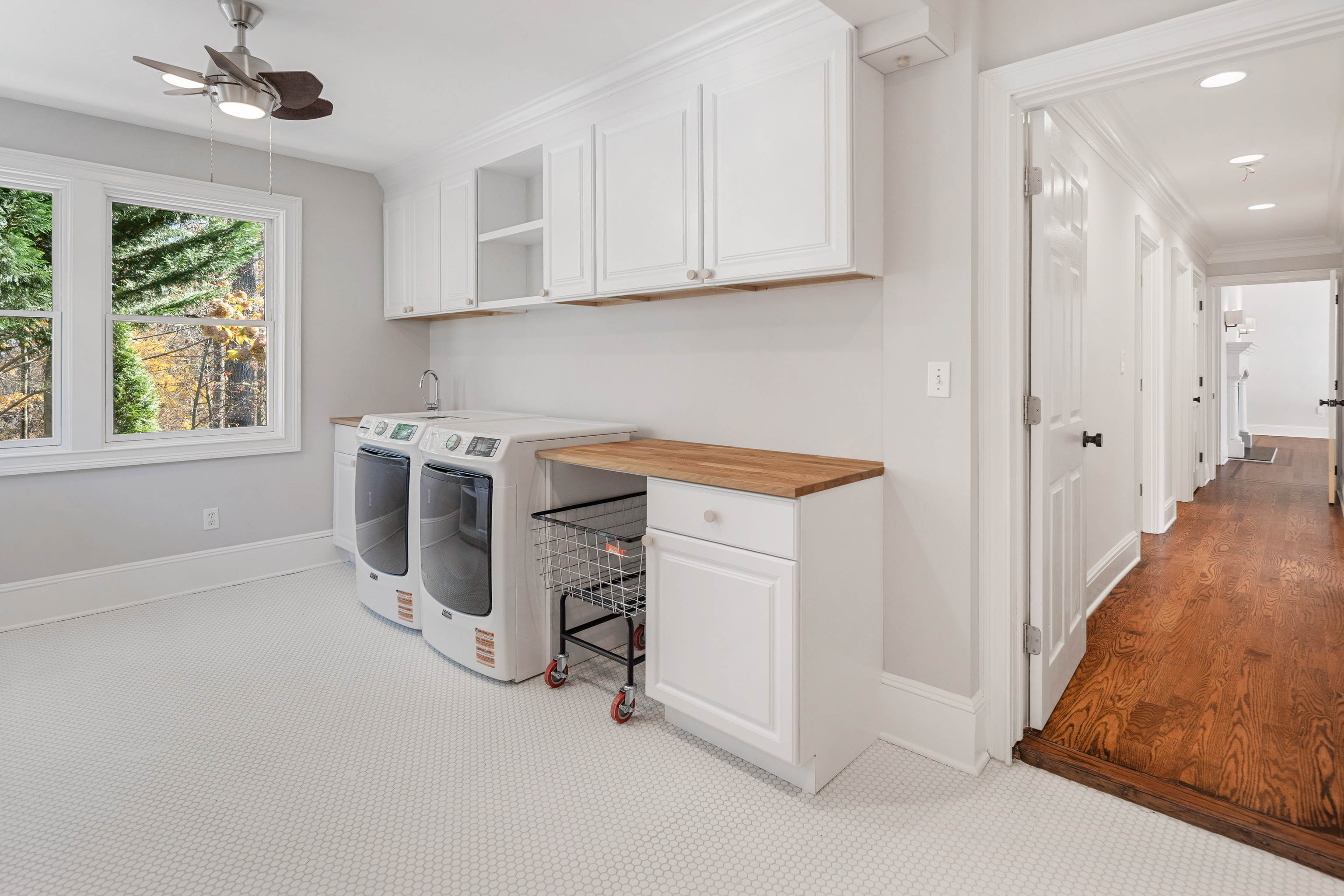 10 Woodhill Road Wilton, CT 06897 - Photo 21 of 40