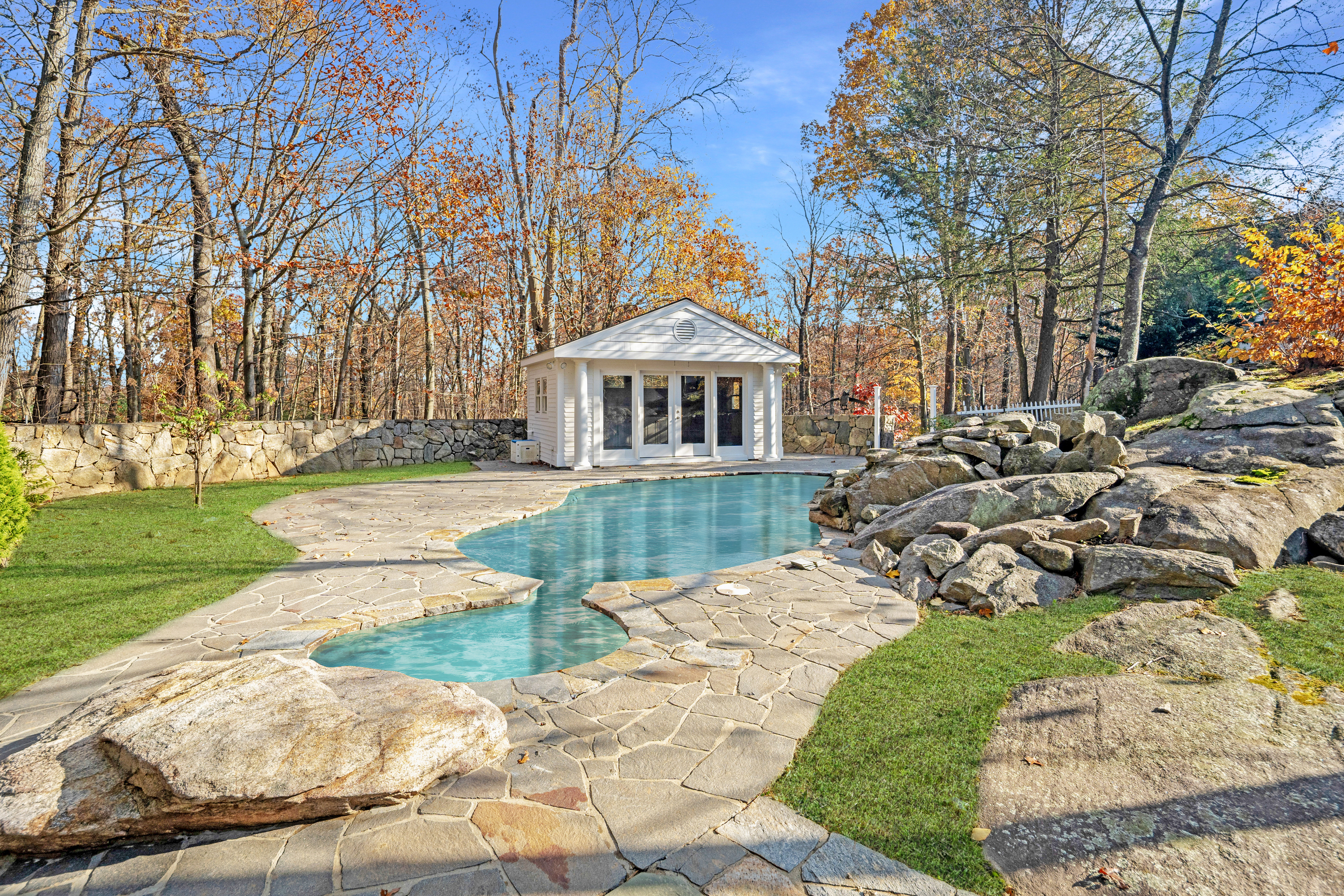 10 Woodhill Road Wilton, CT 06897 - Photo 37 of 40