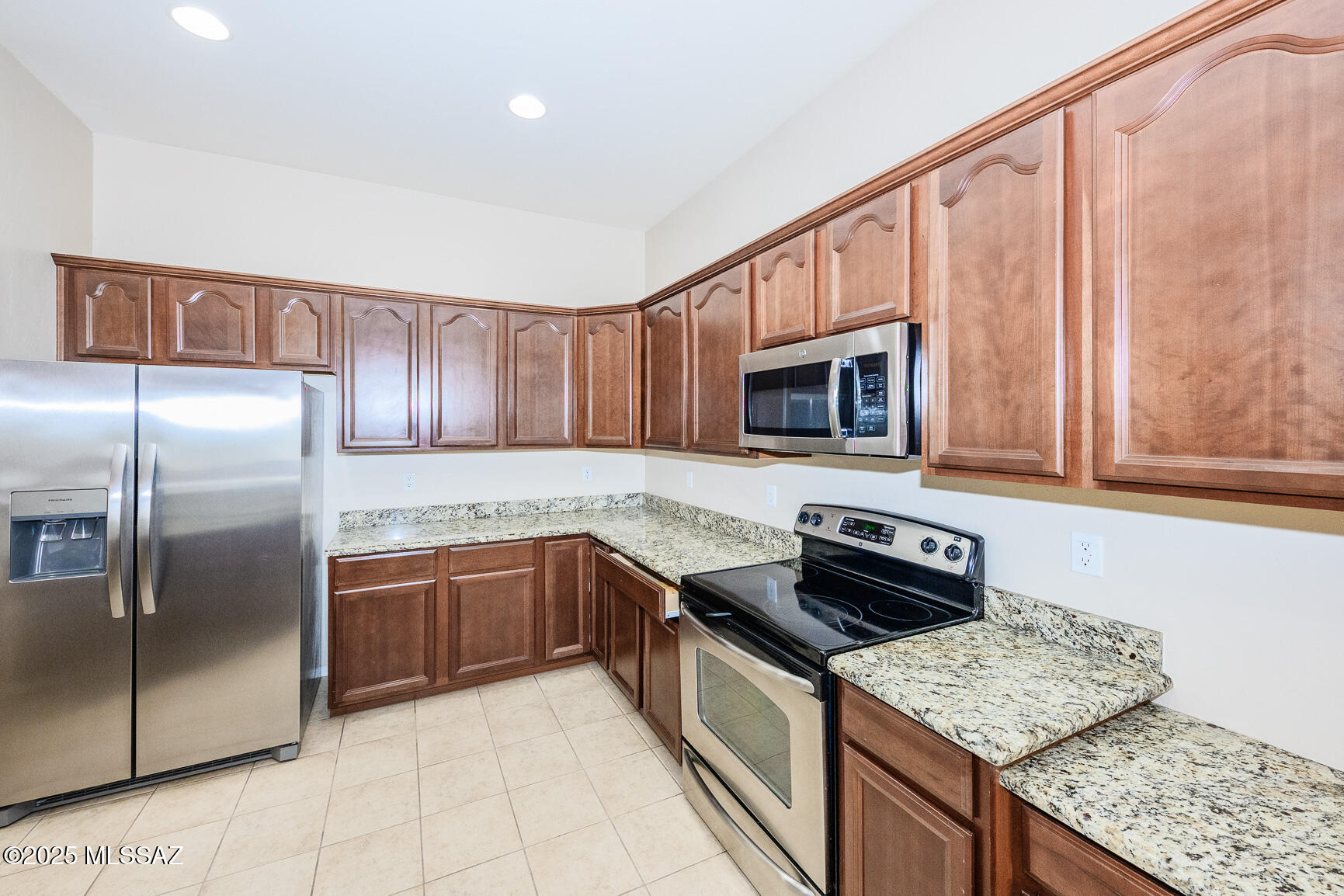 7805 East Treetop Road Tucson, AZ 85756 - Photo 8 of 43