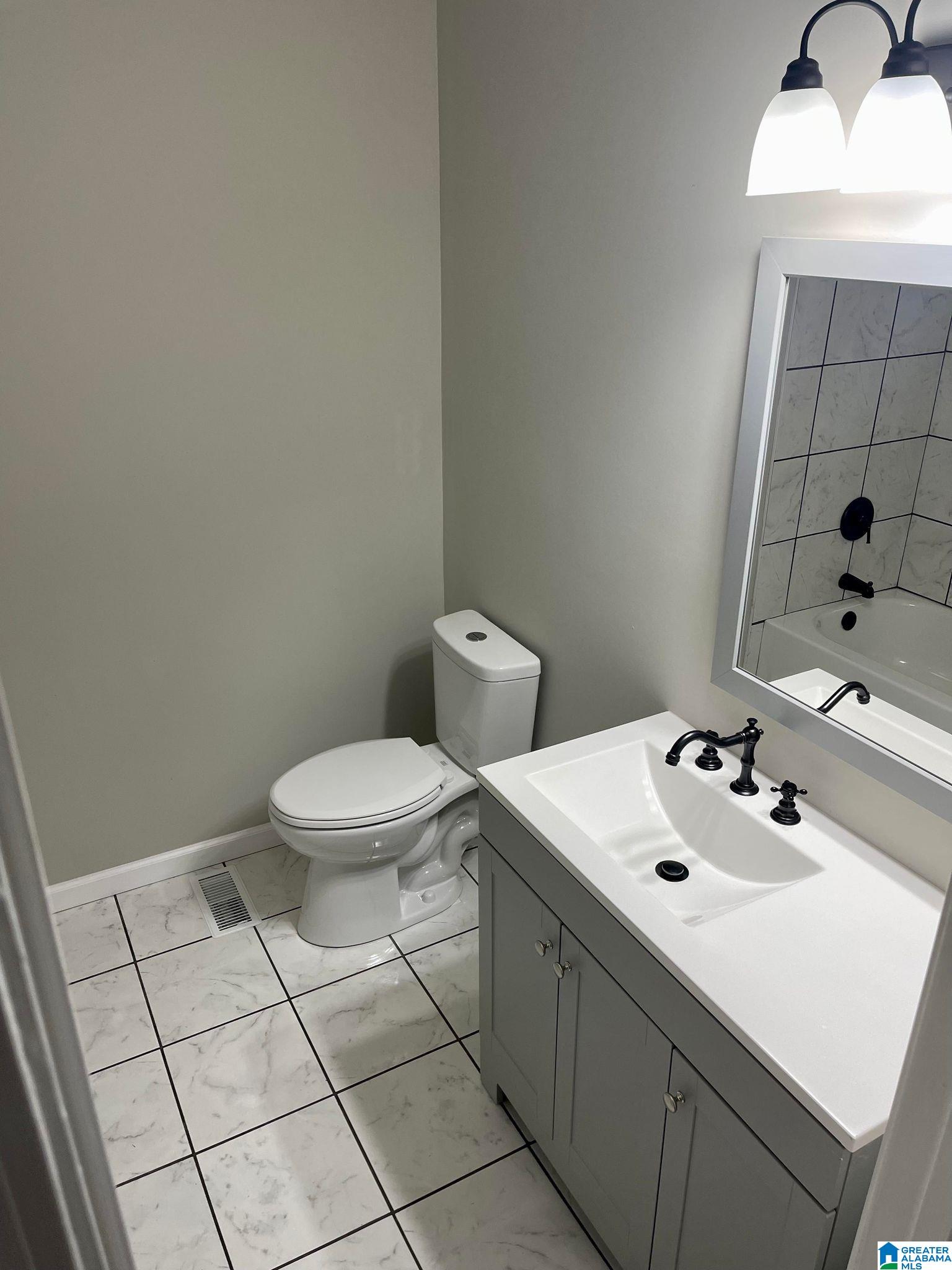 204 Brenda Road Anniston, AL 36206 - Photo 11 of 16