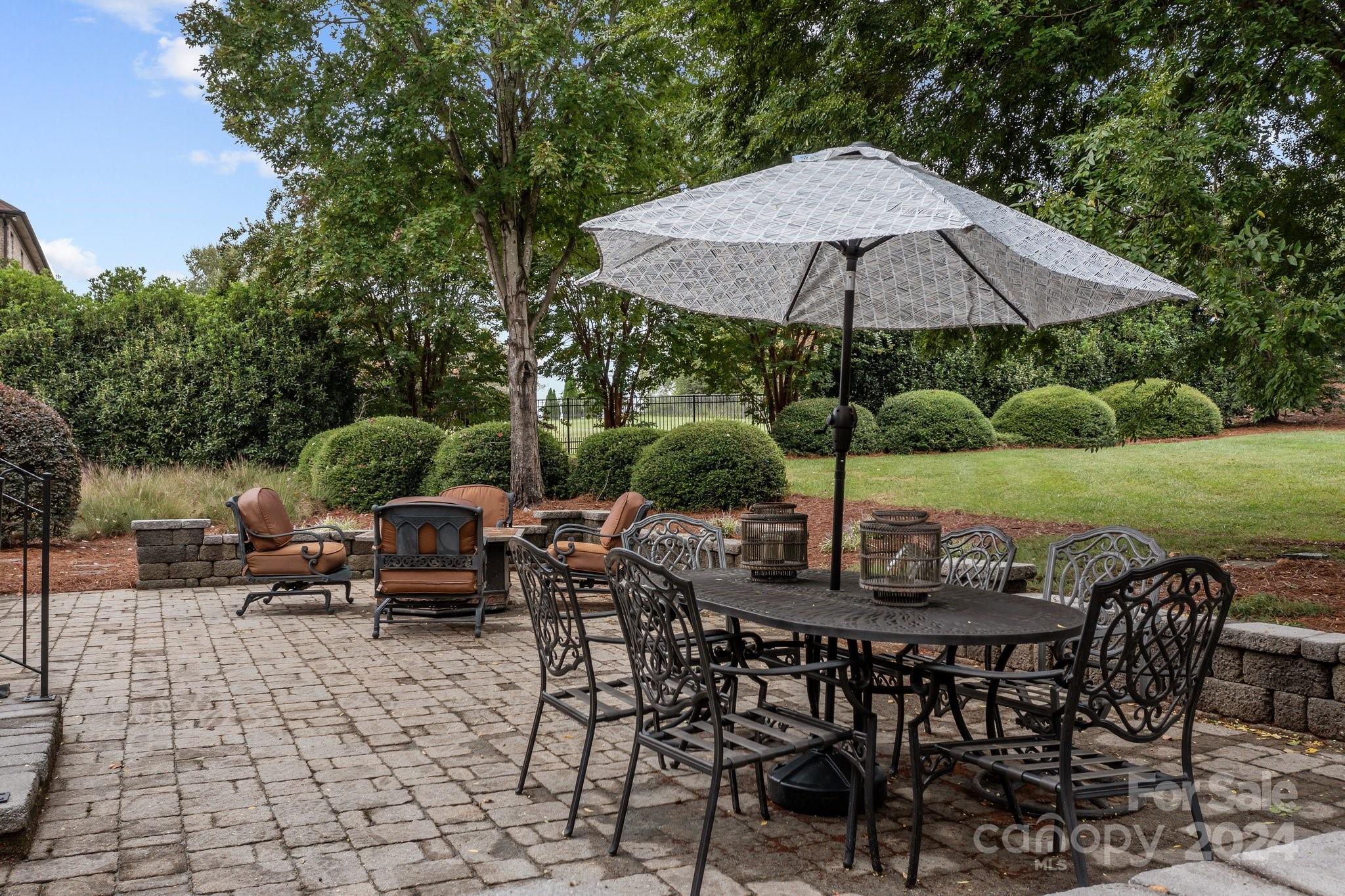 6370 Chamar Circle Kannapolis, NC 28081 - Photo 39 of 48 a view of an outdoor sitting area with furniture and backyard