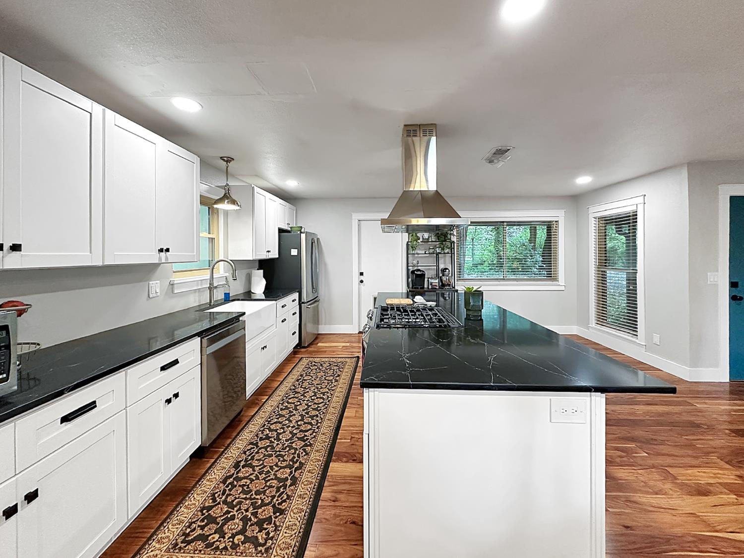 13608 Day Road Grass Valley, CA 95945 - Photo 3 of 23