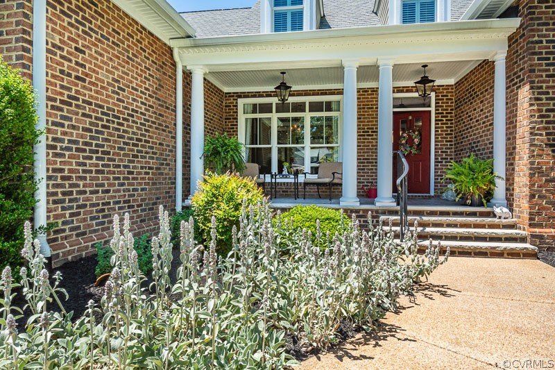 11624 Barrows Ridge Lane Chesterfield, VA 23838 - Photo 3 of 48 front view of a house