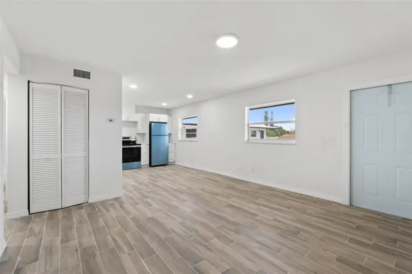 $1,600 | 1301 Emerald Terrace, Unit 11, Fort Pierce, FL 34950