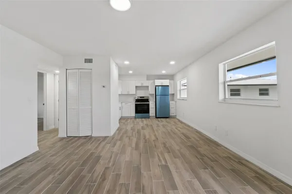 $1,600 | 1301 Emerald Terrace, Unit 11, Fort Pierce, FL 34950