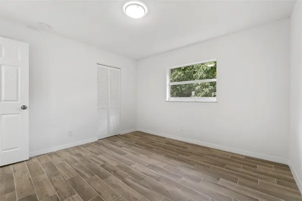 $1,600 | 1301 Emerald Terrace, Unit 11, Fort Pierce, FL 34950