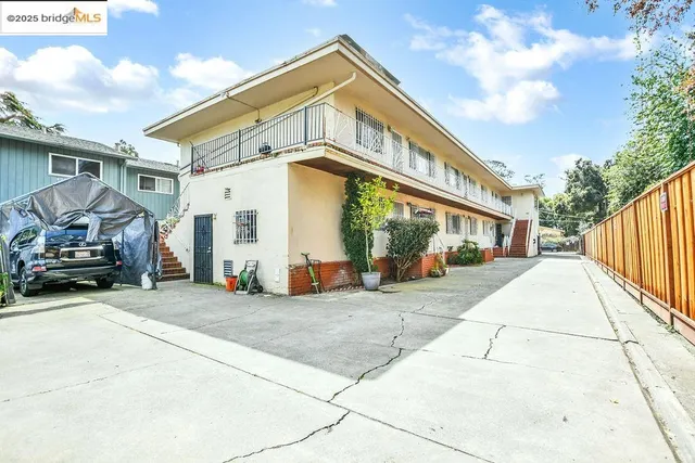 a car parked in front of a building