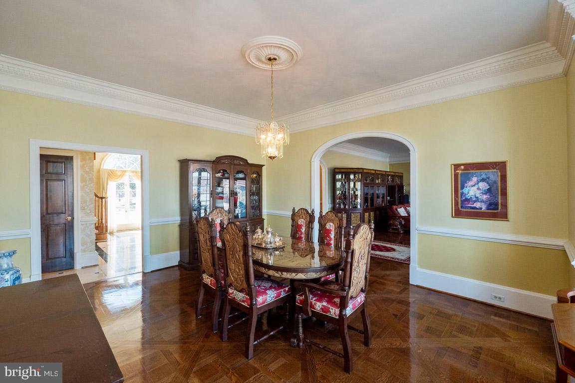 3100 Hemlock Point Court Triangle, VA 22172 - Photo 16 of 71 a view of a dining room with furniture